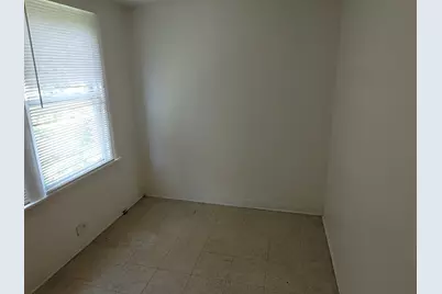 11720 S Wentworth Avenue, Chicago, IL 60628 - Photo 9