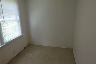 11720 S Wentworth Ave, Chicago, IL 60628 - Photo 9