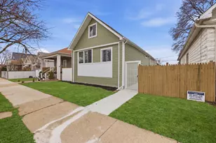 3825 W 59th Pl, Chicago, IL 60629 - Photo 3
