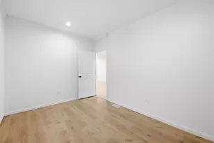 3825 W 59th Pl, Chicago, IL 60629 - Photo 17