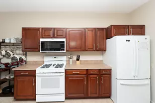 12126 White Tail Ln, Huntley, IL 60142 - Photo 9