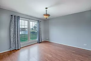 1411 Steeplechase Rd, Bartlett, IL 60103 - Photo 7