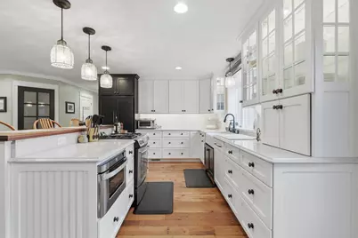 4650 Silver Spur Road, Bettendorf, IA 52722 - Photo 23