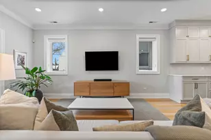 1517 W Barry Ave, Chicago, IL 60657 - Photo 15