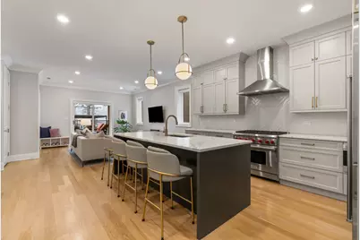 1517 W Barry Avenue #2W, Chicago, IL 60657 - Photo 7