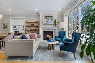 1517 W Barry Ave, Chicago, IL 60657 - Photo 3