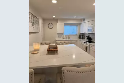 9456 Bay Colony Drive #2N, Des Plaines, IL 60016 - Photo 9