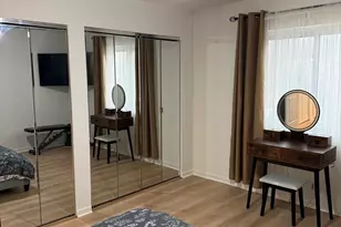 9456 Bay Colony Dr, Des Plaines, IL 60016 - Photo 15