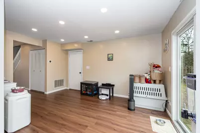 914 Wembley Drive, Island Lake, IL 60042 - Photo 11