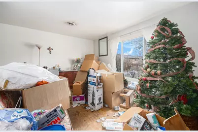 1241 S Elmwood Avenue, Waukegan, IL 60085 - Photo 9