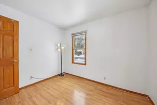 916 Mulberry Ln, Streamwood, IL 60107 - Photo 11