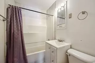 916 Mulberry Ln, Streamwood, IL 60107 - Photo 19