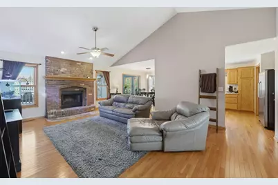 3101 Ernest Drive, Sandwich, IL 60548 - Photo 3