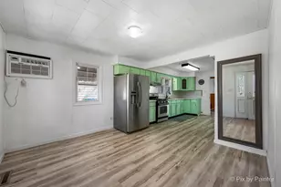 513 W 7th St, Rock Falls, IL 61071 - Photo 5