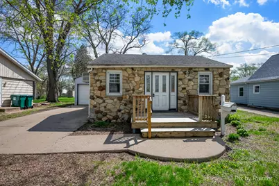 513 W 7th Street, Rock Falls, IL 61071 - Photo 1