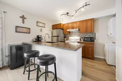 134 Bright Oaks Circle #134, Cary, IL 60013 - Photo 9