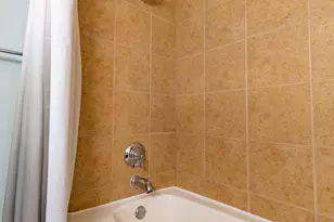 1645 W Ogden Ave, Chicago, IL 60612 - Photo 13