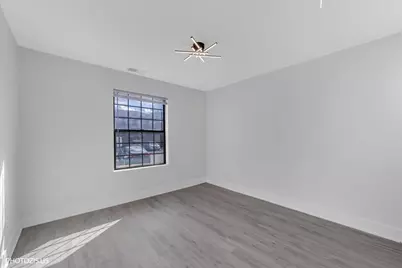 1955 N Hicks Road #105, Palatine, IL 60074 - Photo 15