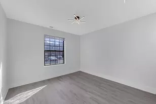 1955 N Hicks Rd, Palatine, IL 60074 - Photo 15