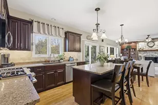 1109 Edwards Dr, Batavia, IL 60510 - Photo 3