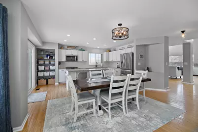 1675 Rosehall Lane, Elgin, IL 60123 - Photo 15