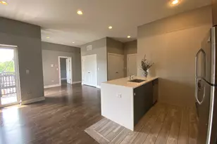 5911 N Northwest Hwy, Chicago, IL 60631 - Photo 7