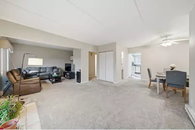 940 N Rohlwing Road #201A, Addison, IL 60101 - Photo 3