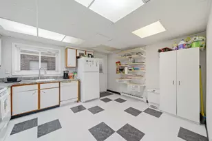 940 N Rohlwing Rd, Addison, IL 60101 - Photo 7