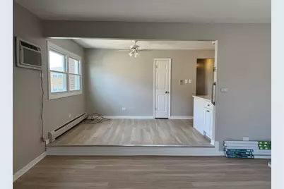 7033 99th Street #2-E, Chicago Ridge, IL 60415 - Photo 5