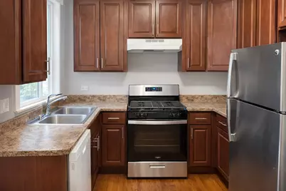 6656 N Newgard Avenue #2, Chicago, IL 60626 - Photo 5