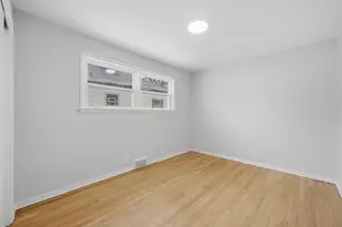 12358 S Lowe Ave, Chicago, IL 60628 - Photo 7