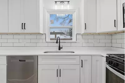 12358 S Lowe Avenue, Chicago, IL 60628 - Photo 5