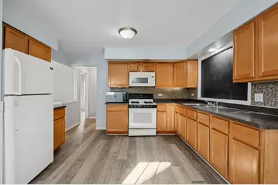 711 N Columbine Avenue, Lombard, IL 60148 - Photo 15