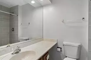 445 Park View Terrace, Buffalo Grove, IL 60089 - Photo 11