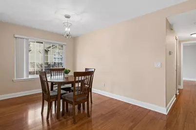 1675 Chelmsford Court #1, Bartlett, IL 60103 - Photo 7