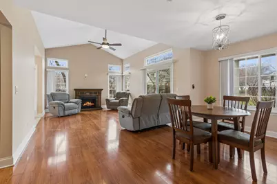 1675 Chelmsford Court #1, Bartlett, IL 60103 - Photo 5