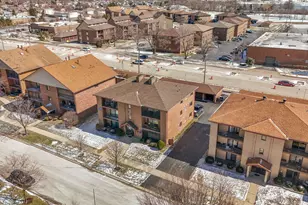 16819 81st Ave, Tinley Park, IL 60477 - Photo 3