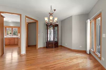 10502 Crown Drive, Orland Park, IL 60467 - Photo 11