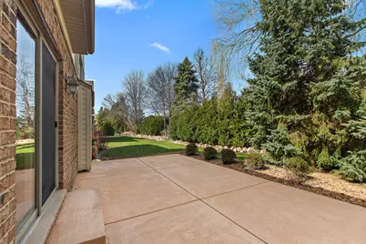 10502 Crown Drive, Orland Park, IL 60467 - Photo 5