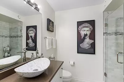 [Address not provided], Evanston, IL 60201 - Photo 9