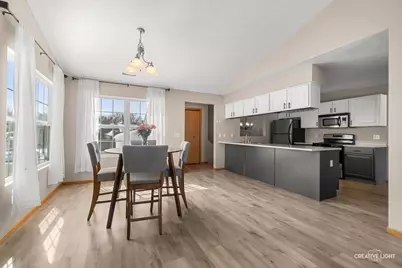 149 Penny Lane #149, Sycamore, IL 60178 - Photo 5