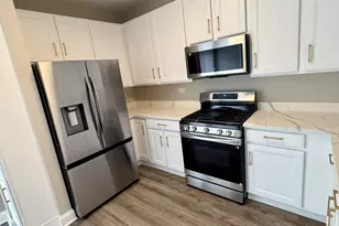 10233 Concord Ln, Bridgeview, IL 60455 - Photo 9