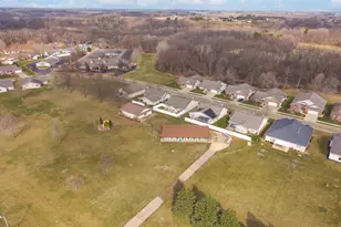 2331 Eastwood Ave, Streator, IL 61364 - Photo 43