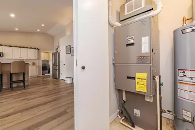 2331 Eastwood Avenue, Streator, IL 61364 - Photo 35