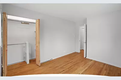 8912 Windsor Lane, Bridgeview, IL 60455 - Photo 11