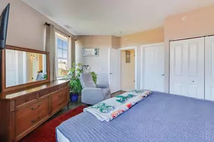 977 Harris Rd, Grayslake, IL 60030 - Photo 11