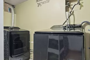 9806 S Harding Ave, Evergreen Park, IL 60805 - Photo 31