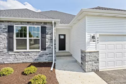 3389 Comstock Avenue, Dekalb, IL 60115 - Photo 3