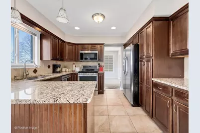 21854 W Kentwood Drive, Plainfield, IL 60544 - Photo 3