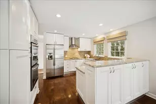 898 Bridlegate Ln, Northfield, IL 60093 - Photo 15